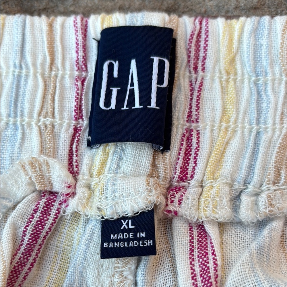 NWT GAP High Waist XL Shorts in Linen/Rayon blend Cream w/ Stripes. Summer cool! - Picture 9 of 16